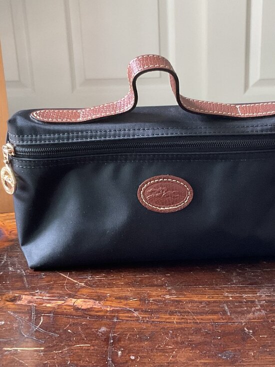 Lonchamp Handbags - Longchamp Le Pliage Cosmetics Case Black w/ Brown Accents Gold Tone Hardware EUC